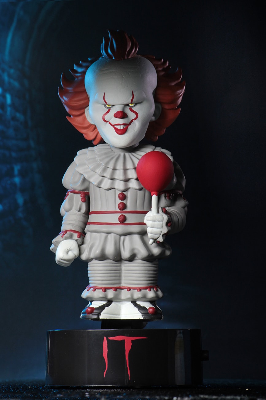 IT 2017 | Pennywise NECA Body Knocker