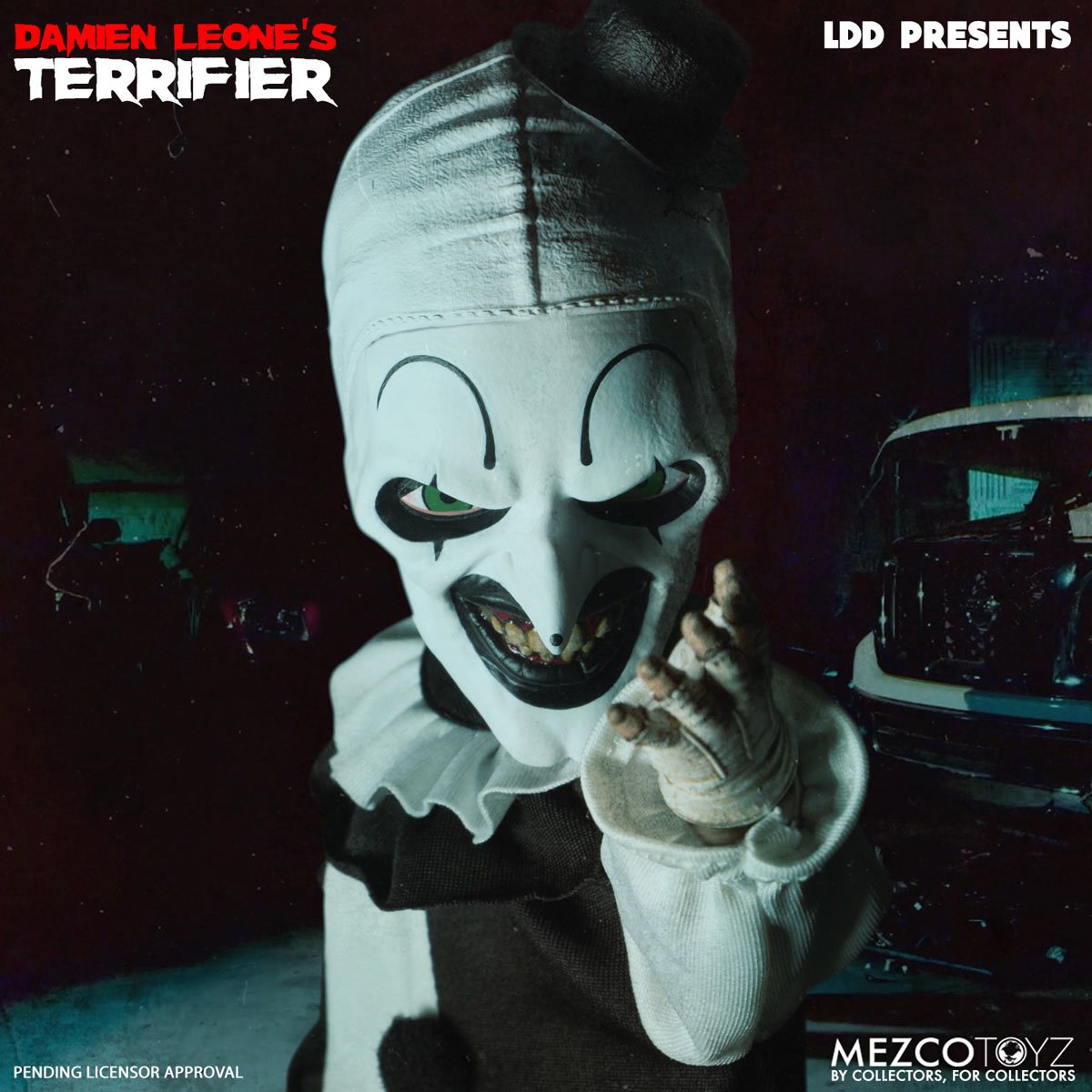 TERRIFIER Art The Clown Living Dead Doll From Mezco Toyz